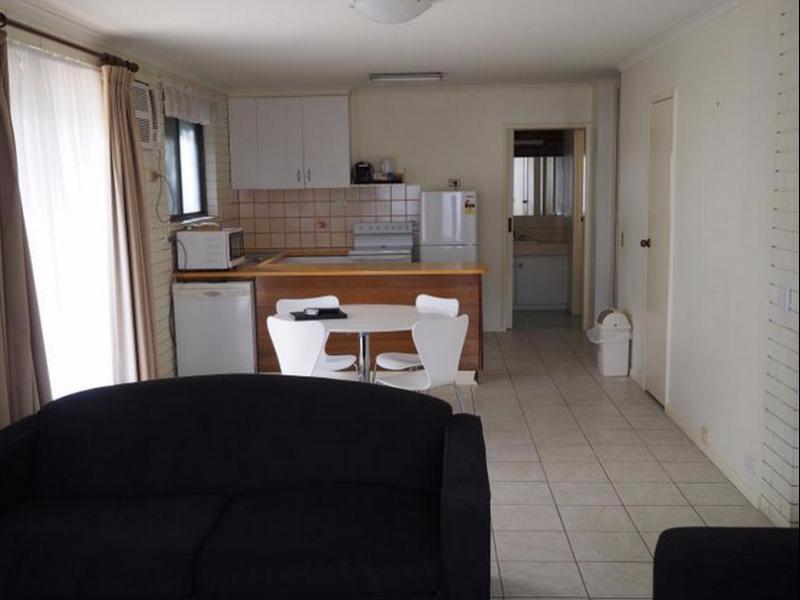 Jacaranda Holiday Units Swan Hill Exterior photo