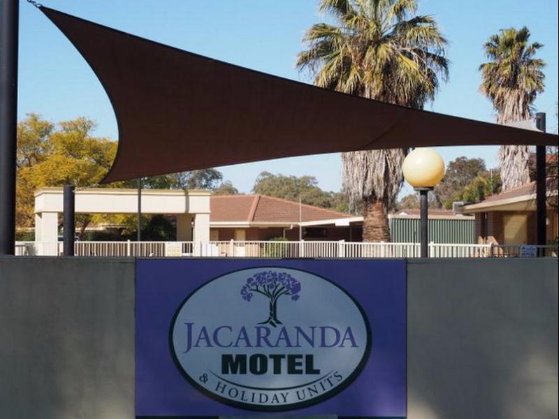 Jacaranda Holiday Units Swan Hill Exterior photo