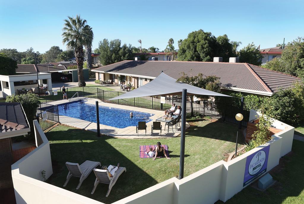 Jacaranda Holiday Units Swan Hill Exterior photo